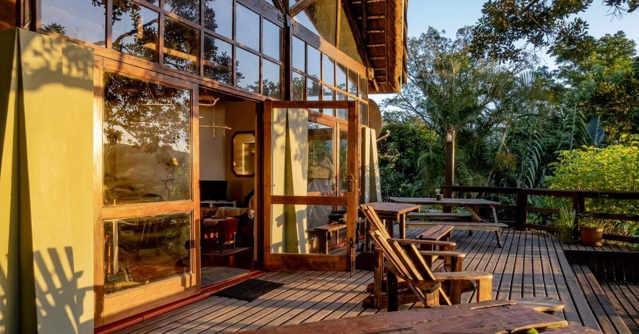 Shared large deck with braai, mountain and ocean views